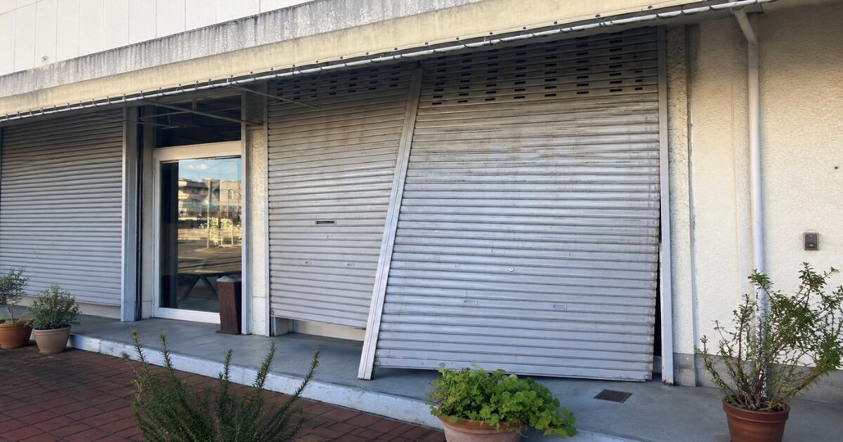 店舗シャッターの故障事例